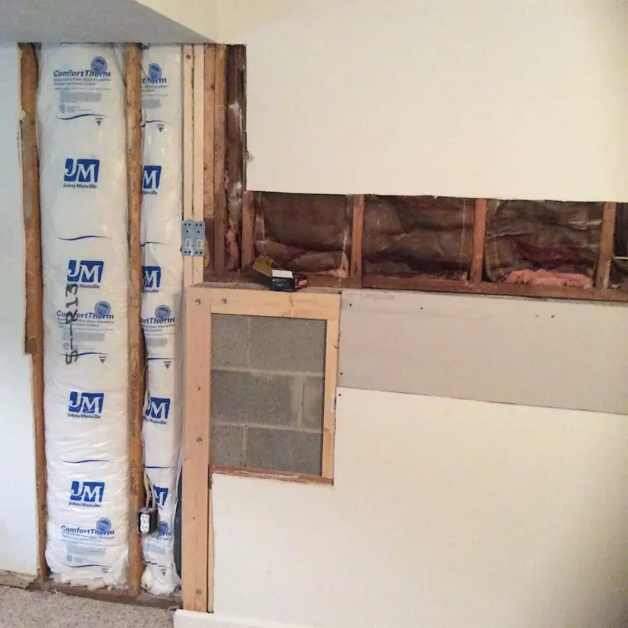 Wall insulation replacement during Structural Drying in Elko